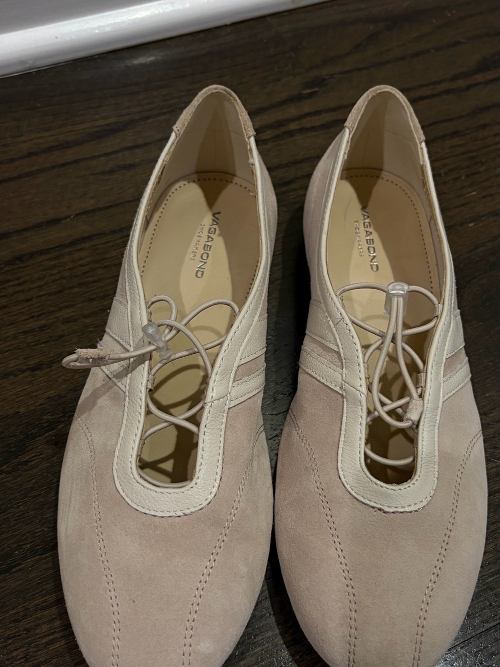 Vagabond Hollie Women's Lace-Up Suede Sneaker Flats in Pale Pink Beige